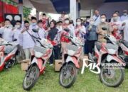 DPD Gerindra Sultra Bagikan Motor Operasional Untuk PAC di Koltim