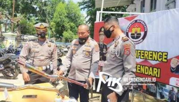 Resahkan Warga, Puluhan Knalpot Bogar Terjaring Razia Polisi di Kendari