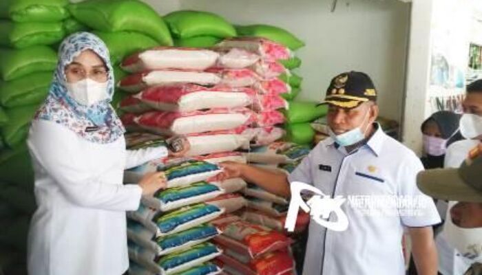 Jaga Stabilitas Harga, Wakil Bupati Butur Gelar Operasi Pasar di Bulan Ramadhan