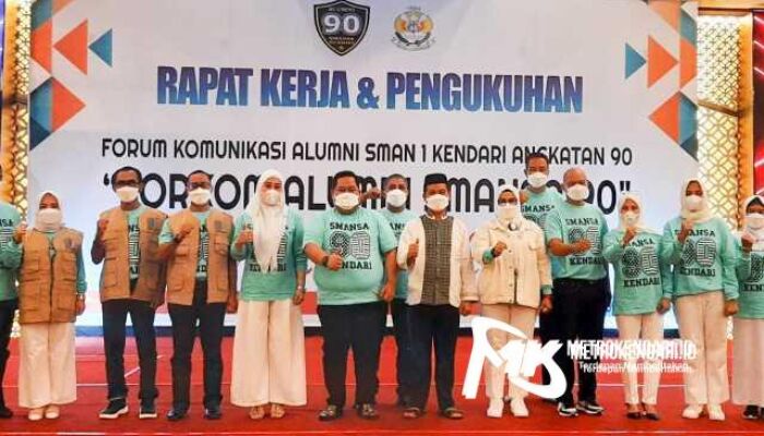 Forkom Alumni SMAN 1 Kendari Angkatan 90 Resmi Dikukuhkan