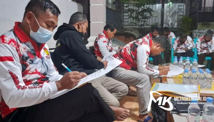 DPC Gerindra Kendari Tindak lanjuti Keluhan Warga Terkait Jalan Rusak