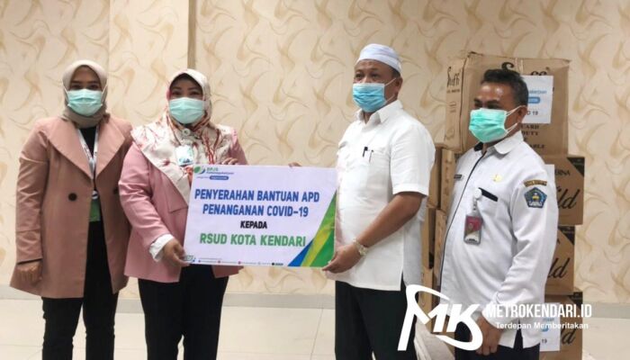 Dua Rumah Sakit di Kendari Dapat Bantuan APD Dari BP Jamsostek Sultra