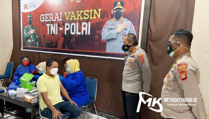 Polres Kendari Kembali Gelar Vaksinasi Tahap II Dukung Pemerintah Atasi Covid-19