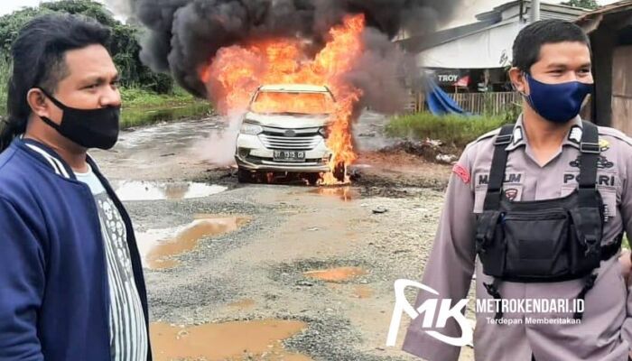 Sebuah Mobil Avanza Putih Ludes Terbakar Saat Bongkar Muatan BBM di Morosi