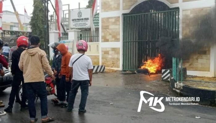 Demo Tambang, Massa Desak Kejati Sultra Tutup Aktivitas PT. Hoffman Energi Perkasa