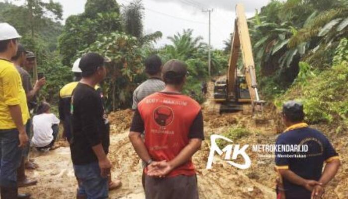 Dinas PUPR dan Komisi I DPRD Kolut Gerak Cepat Benahi Jalan yang Tertimbun Longsor