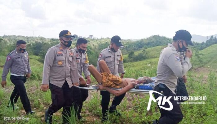 Polisi Gerak Cepat Bantu Kakek La Naini yang Sakit Seorang Diri di TPU Punggolaka