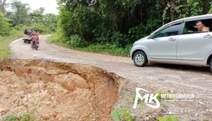 Jalan Amblas di Butur Belum Diperbaiki, Rawan Kecelakaan