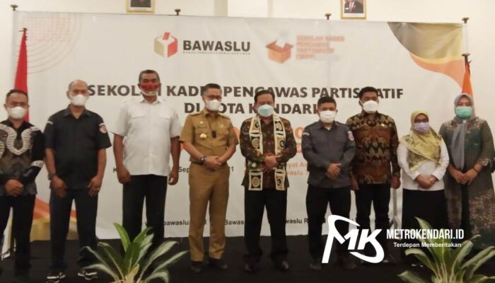 Ketua Bawaslu RI Resmi Buka Sekolah Kader Pengawas Partisipatif di Kendari