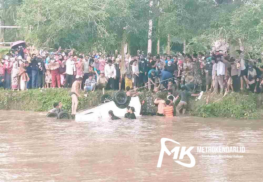 Mobil Tenggelam Konawe