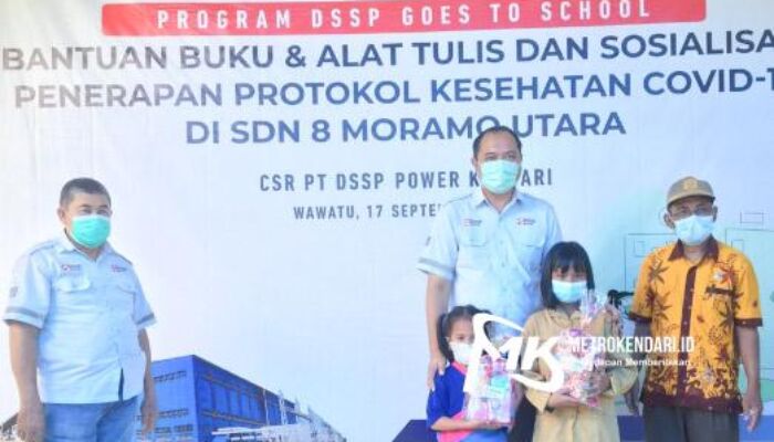 Goes to School, PT DSSP Power Kendari Salurkan Bantuan Alat Tulis di SD Moramo Utara