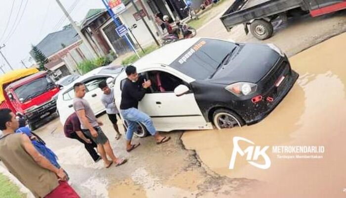 Perbaikan Jalan Depan SMA 5 Kendari Masih Menunggu Anggaran