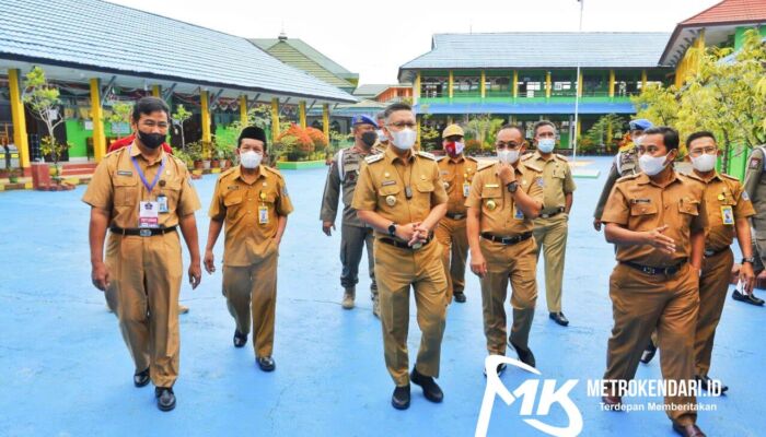 Persiapan Belajar Tatap Muka, Wali Kota Kendari Audiensi dengan Para Kepala Sekolah