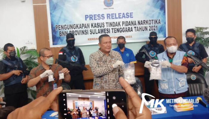 Seorang Nelayan di Kolaka Ditangkap Kasus Narkoba, Barang Bukti 1 Kg Sabu