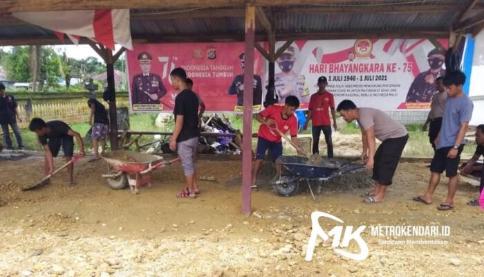 Wujud Kebersamaan, Polisi dan Ormas Gotong-royong Benahi Kantor Polsek di Konsel