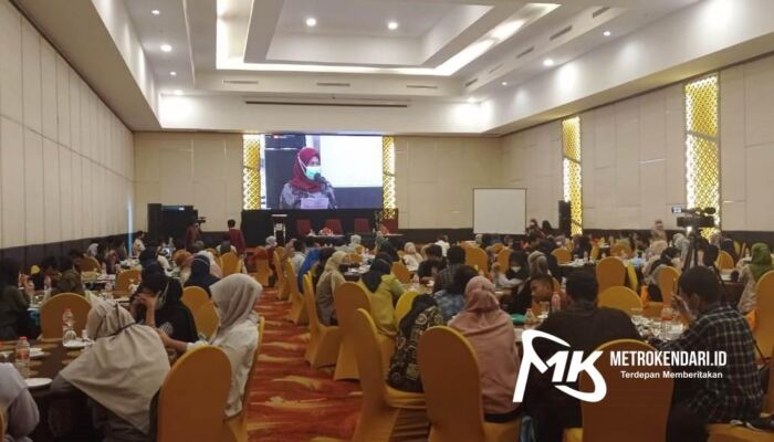 Jajal Peluang Usaha Dalam Era Globalisasi, PK2M UHO dan PT.Tiran Gelar Seminar Nasional