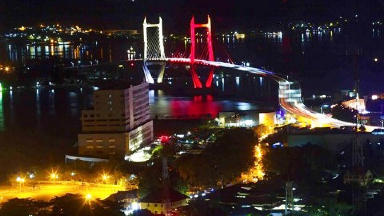 Jembatan Teluk Kendari