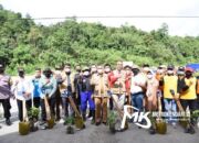 Jaga Kelestarian Alam, Wali Kota Kendari Tanam 1000 Pohon