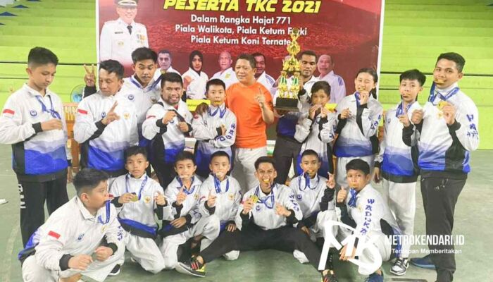 Atlet Karate Sultra Sabet 11 Medali Emas dan 5 Perak di Kejuaraan Ternate