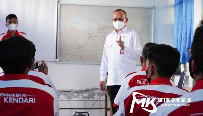 BLK Kendari Tinjau Workshop Peserta Pelatihan