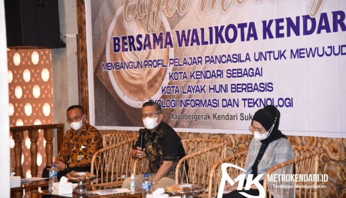 Wali Kota dan Dikmudora Kendari Canangkan Program Kota Berbasis Teknologi