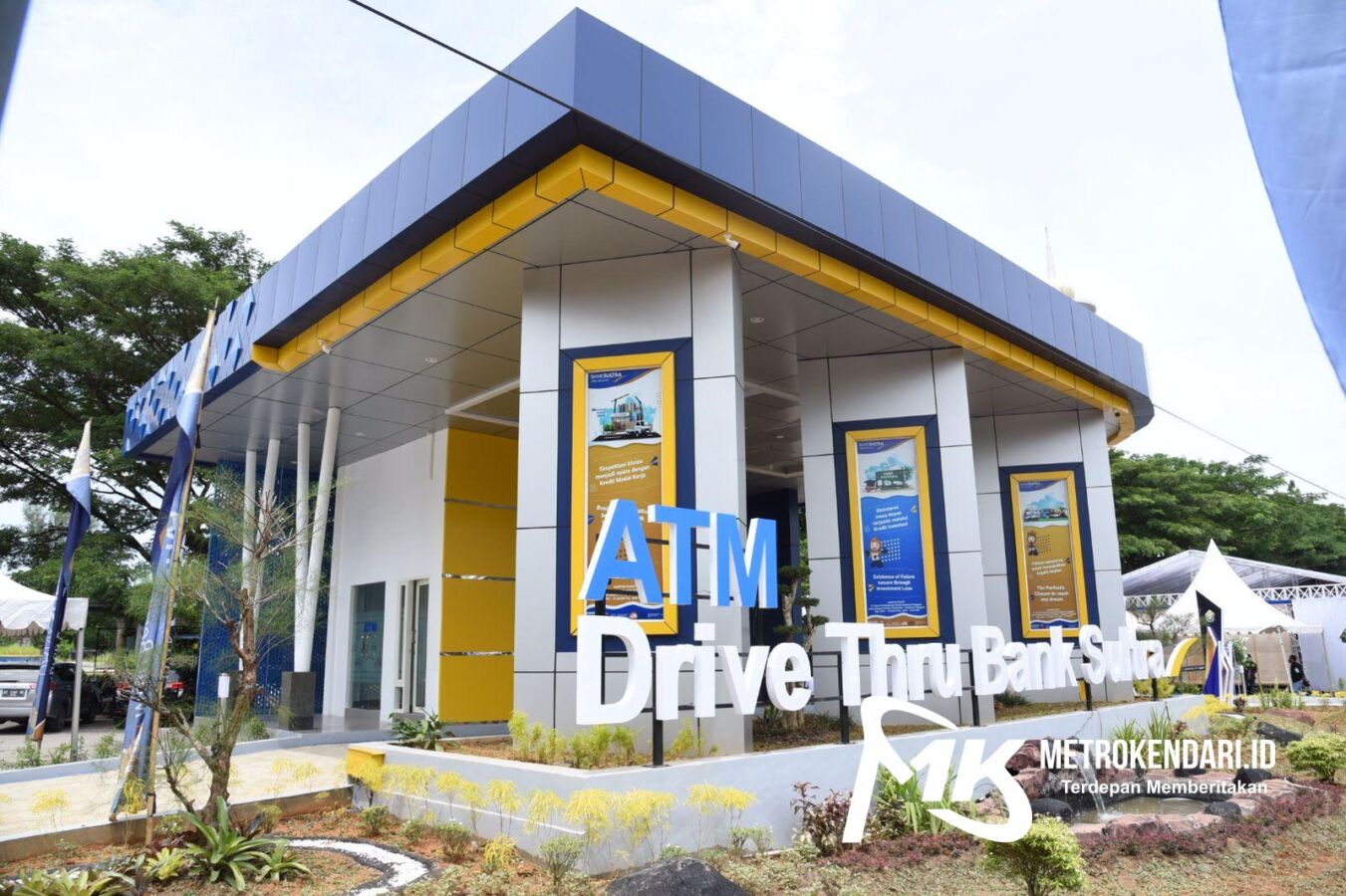 Drive Thru Bank Sultra