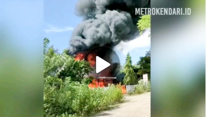 Video: Detik-detik Stasiun Pengisian BBM di Bombana Meledak