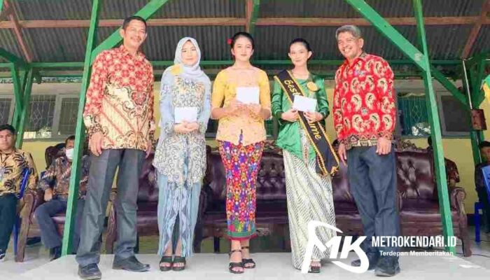 Hari Kartini, Siswa SMAN 4 Kendari Gelar Lomba Busana Kebaya