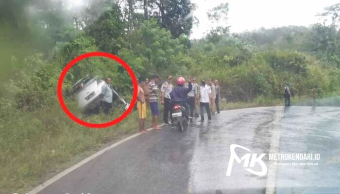 Breaking News: Mobil Tabrak Tebing Akibat Tumpahan Solar di Wolasi Konsel