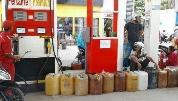 Tegas! Pertamina di Sultra Larang SPBU Jual Pertalite Pakai Jeriken