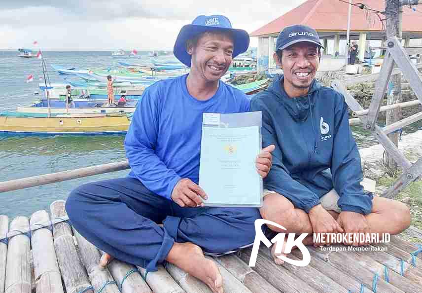 Potret Nelayan ARUNA di Pesisir Wakatobi Dapat Sertifikat Dari Jokowi Nelayan ARUNA