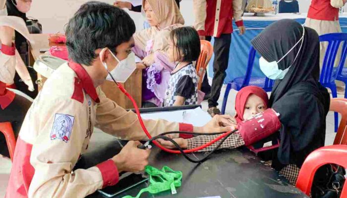 BEM FK Universitas Halu Oleo Edukasi Masyarakat Terkait Stunting di Kendari Barat