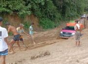 Foto Kondisi Jalan di Latoma Tua Konawe Semakin Parah