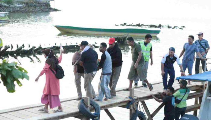 Cerita Pilu Seorang Ibu di Pulau Wawonii Berjuang Arungi Lautan Untuk Melahirkan