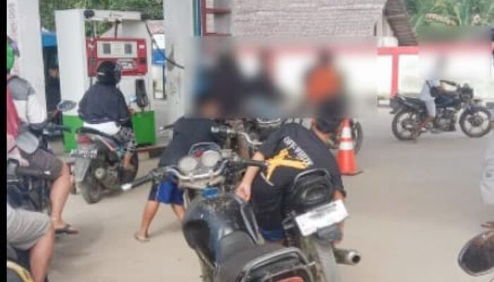 SPBU di Konawe Diserbu Motor Thunder, Kendaraan Umum Tidak Kebagian Pertalite