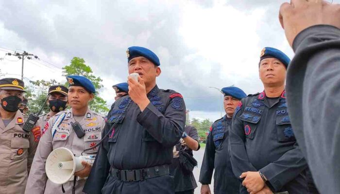 Demo Warga Puosu Jaya Soal Lahan, Brimob: Sudah ada Putusan MA