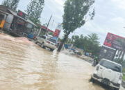 Banjir Rendam Kios Warga di Jalan Martandu Kota Kendari