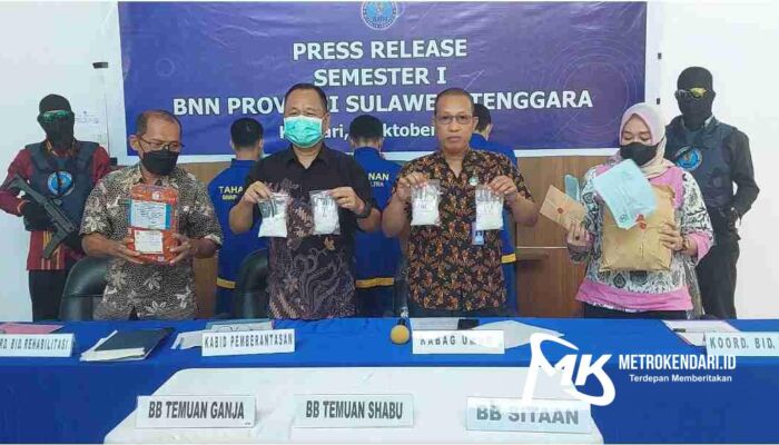 BNNP Sultra Tangkap Kurir Sabu dan  Ganja 1 Kg di Kendari