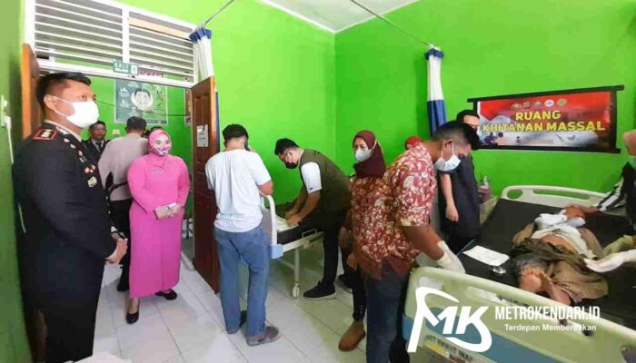 Hari Pahlawan, Polres Buton Utara Gelar Sunatan Massal Gratis