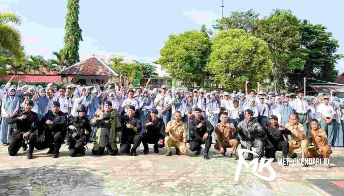 Goes to School, SMAN 3 Kendari Kedatangan Pasukan Gegana Brimob Polda Sultra