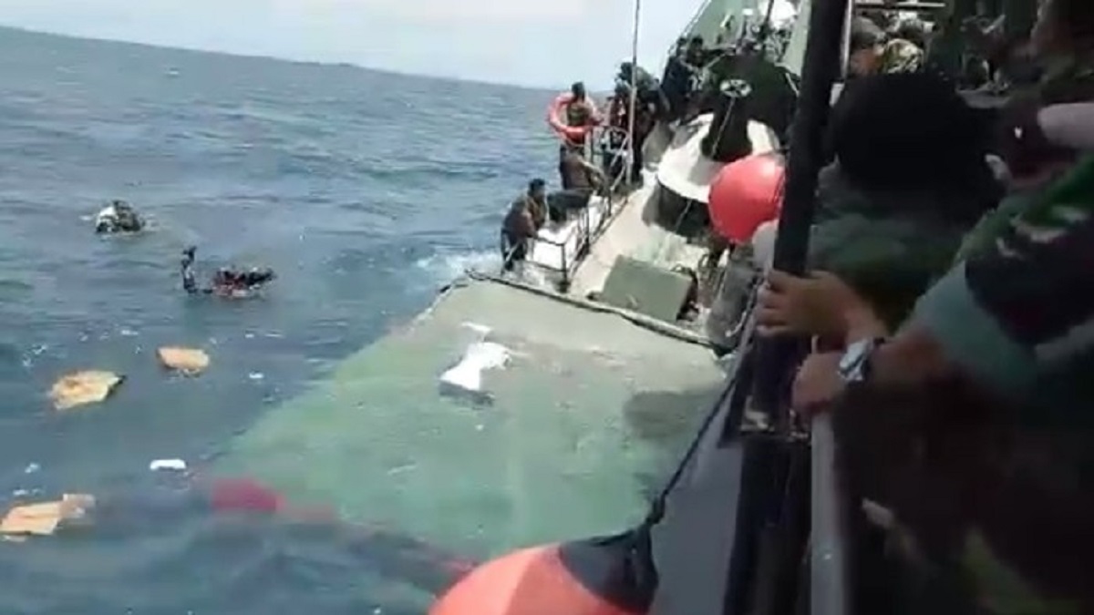 Kapal Tenggelam di Kepulauan Seribu