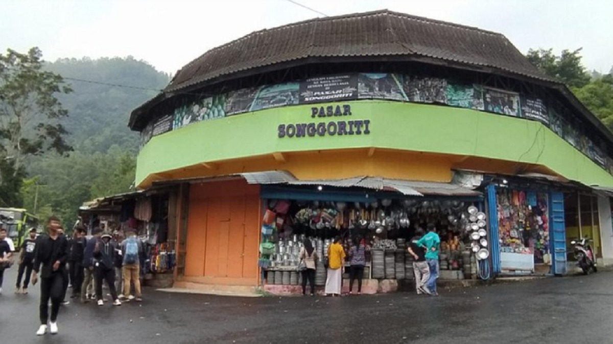 Pasar Wisata Songgoriti