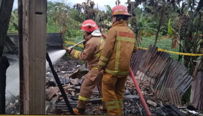 Sebuah Rumah di Gunungsindur Bogor Kebakaran, Seorang Lansia Dinyatakan Tewas