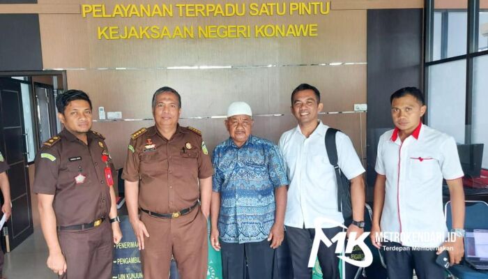 Polda Sultra Serahkan Tersangka dan Barang Bukti Kasus Fidusia ke JPU