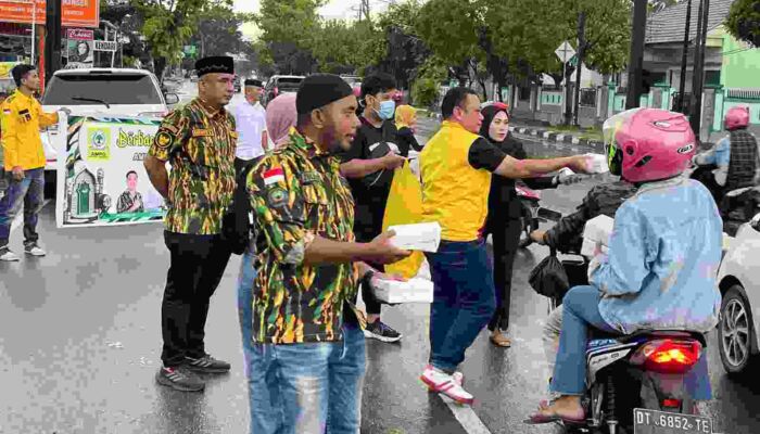 AMPG Sultra Berbagi Takjil dan Buka Puasa Bersama Anak Yatim