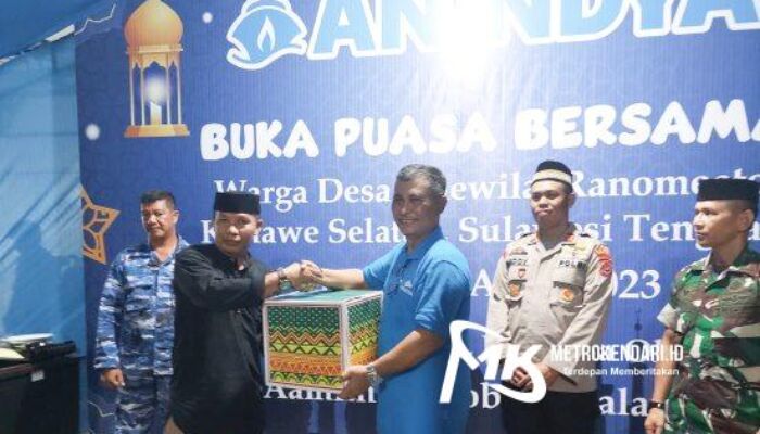 PT Anindya Wiraputra Konsult Bagikan Ratusan Parcel Lebaran Untuk Warga