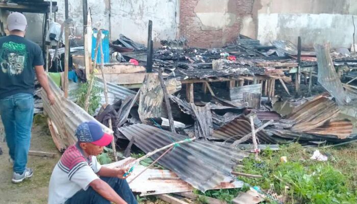 Rumah Warga di Anduonohu Kendari Ludes Terbakar, Perabotan Hingga Pakaian Lenyap