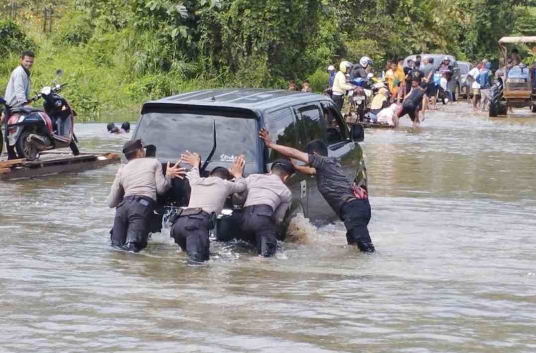 Banjir Konut