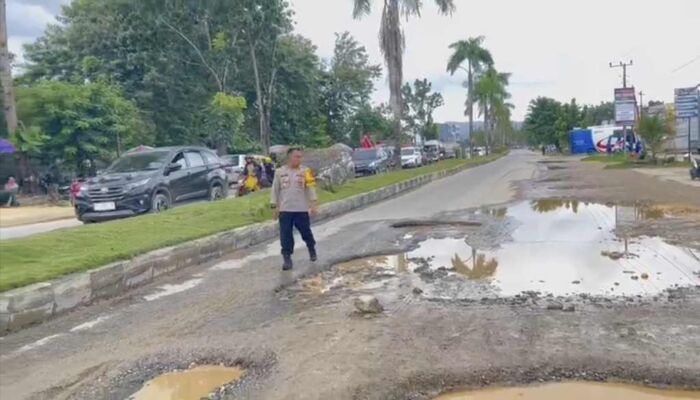 Kerap Macet Parah di Depan SPBU Martandu, Polresta Kendari Rekayasa Lalu Lintas