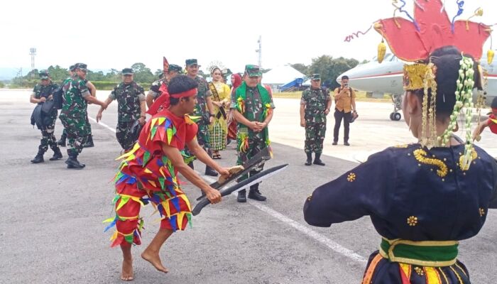 KSAD Jenderal TNI Dudung Berkunjung di Kendari, Ini Agendannya